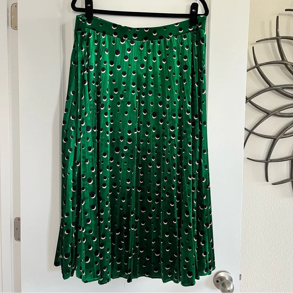 Anthropologie Maeve Plus Size Carly Velvet Pleated Midi Skirt - Picture 4 of 5